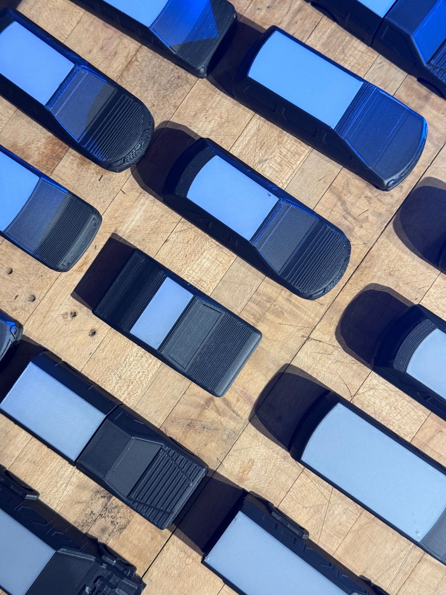 Vehicle Kit: 3 Vehicles - Bearcat, SUV, Car + 6 Operators